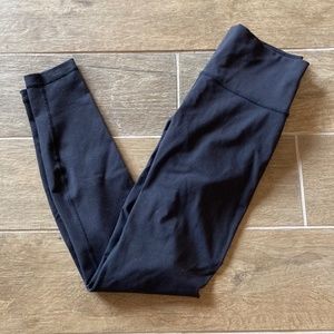 Black Lululemon Leggings Wunder Under